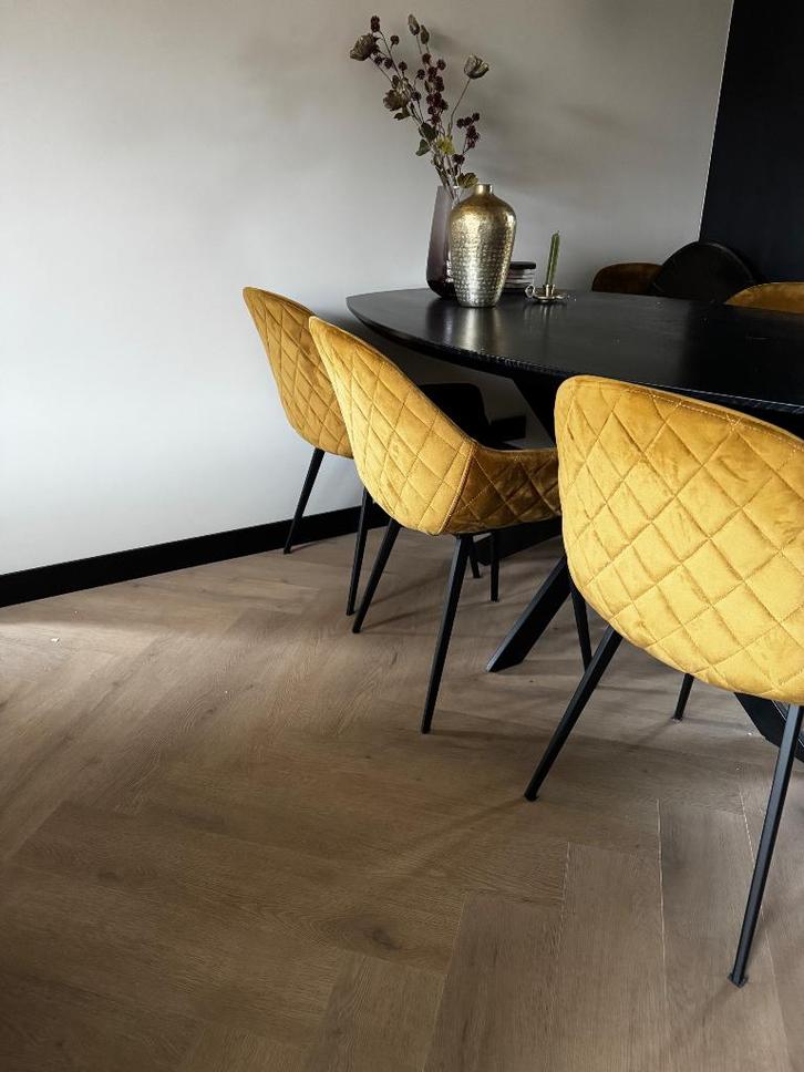 Zgan goud/okergeel eetkamerstoelen velvet velours, Huis en Inrichting, Stoelen, Zo goed als nieuw, Vijf, Zes of meer stoelen, Stof