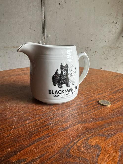Vintage “Black & White” Scotch Whisky kan – HCW Engeland, Antiek en Kunst, Antiek | Servies los, Ophalen of Verzenden