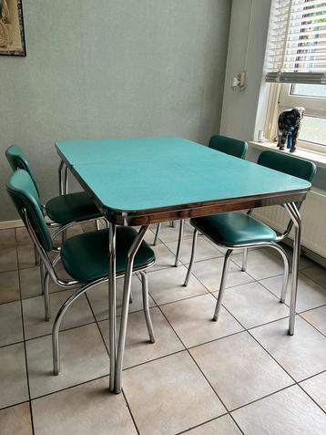 Vintage Dinette Set jaren ’50 –met 4 richardson stoelen beschikbaar voor biedingen