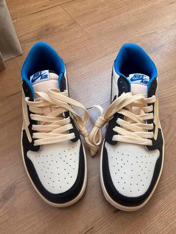 Travis Scott schoenen maat 40 beschikbaar voor biedingen