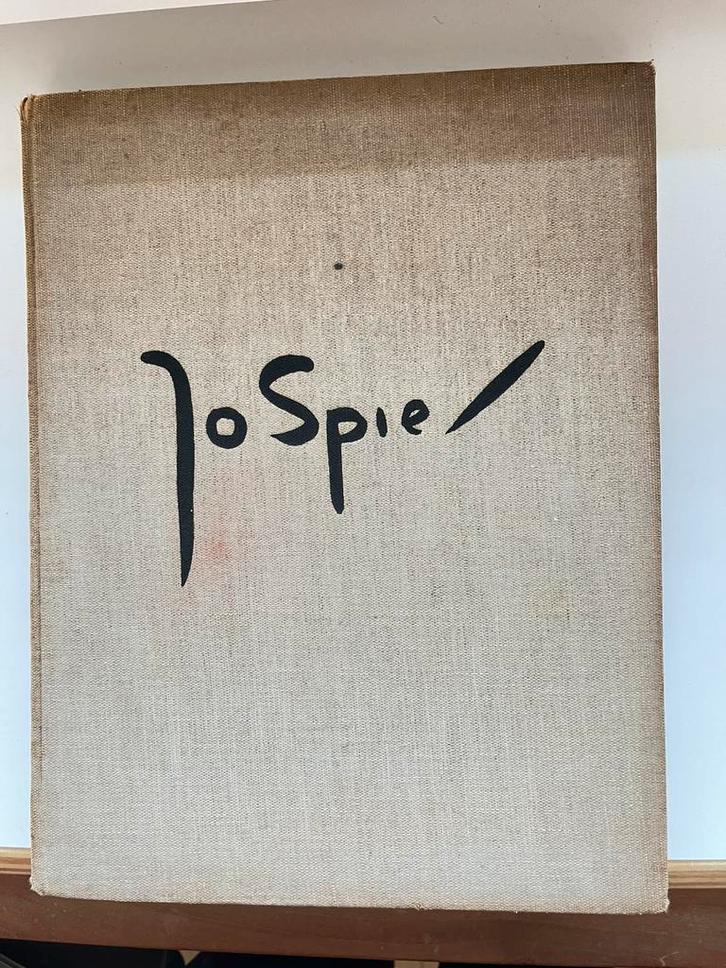 Boek: Tekeningen van Jo Spier, Boeken, Kunst en Cultuur | Beeldend, Gelezen, Schilder- en Tekenkunst, Ophalen of Verzenden