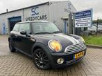 Mini Mini 1.4 One 2009 Airco Zwart LMV, Auto's, Mini, Voorwielaandrijving, Stof, Zwart, 4 stoelen