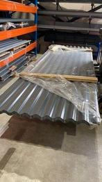 Partij stalen Golfplaten 16 stuks van 100x350cm