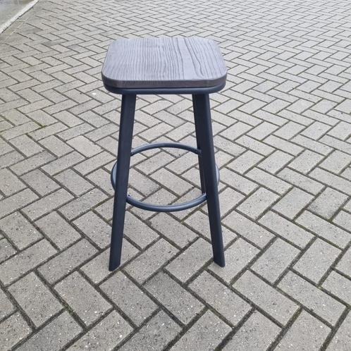 Stoere houten barkruk – Nieuw €25 per stuk!, Huis en Inrichting, Barkrukken, Nieuw, Hout, Metaal, 5 krukken of meer, Ophalen of Verzenden