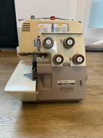 Bernette Lockmachine + Garen, Hobby en Vrije tijd, Naaimachines en Toebehoren, Ophalen, Gebruikt, Lockmachine, Bernina