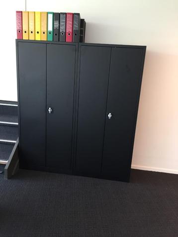 6x Nieuwe draaideurkast H195 x B92 195x92 kleur zwart beschikbaar voor biedingen