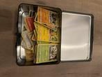 Lunchbox vol verschillende series Pokémon kaarten, Ophalen of Verzenden, Zo goed als nieuw, Meerdere kaarten