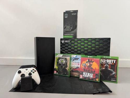 Xbox Series X 1TB + Controller + Games, Spelcomputers en Games, Spelcomputers | Xbox Series X en S, Zo goed als nieuw, Xbox Series X