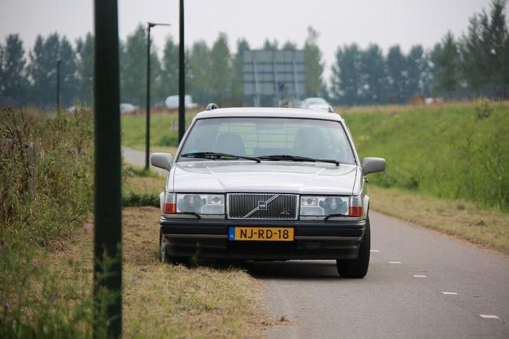 Volvo 940 2.3 IC Polar 1996 Grijs, Auto's, Volvo, Particulier, Airconditioning, Cruise Control, Dakrails, Elektrische buitenspiegels