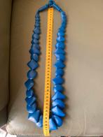 Vintage Houten Lange Ketting met Mooi Slot, Met hanger, Kunststof, Gebruikt, Blauw