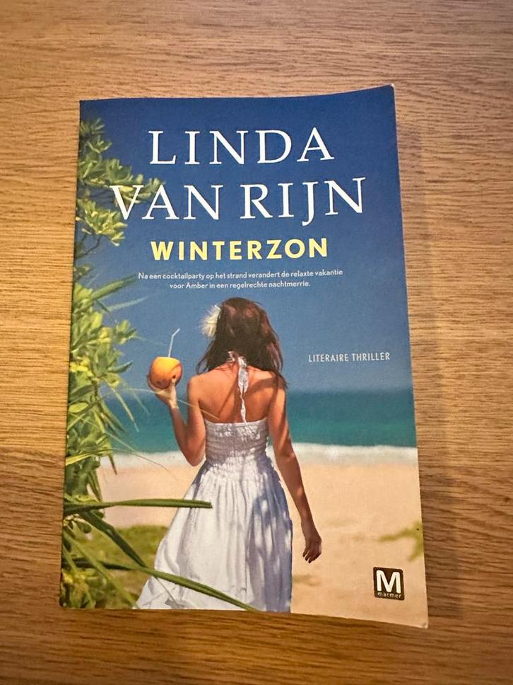 Winterzon - Linda van Rijn, Boeken, Thrillers, Gelezen, Nederland, Ophalen of Verzenden