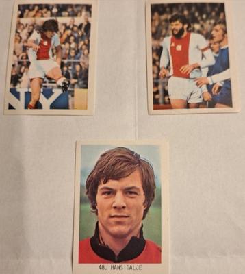 Drie unieke voetbalplaatjes Van der Hout jaren '70 beschikbaar voor biedingen