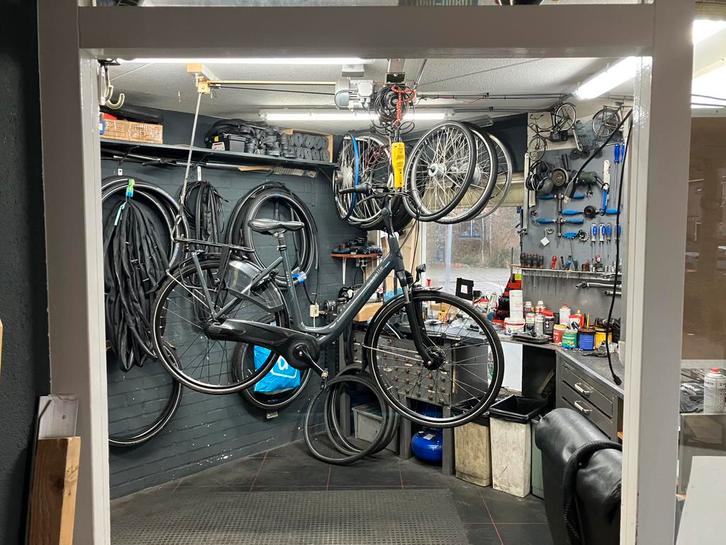 Te koop Fiets reparatie bedrijf, Zakelijke goederen, Overige Zakelijke goederen, Ophalen of Verzenden