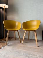 Hay About a Chair (AAC), 2 stuks, okergeel, Huis en Inrichting, Stoelen, Gebruikt, Twee, Overige kleuren, Modern, scandinavisch, design, Japandi
