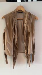 Beige vest met franjes, Ophalen of Verzenden, Zo goed als nieuw, Jongen, Trui of Vest
