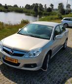 Opel Vectra 2.2 16V SDN H6 2009 Grijs, Auto's, Opel, 4 cilinders, 715 kg, Metallic lak, Vectra