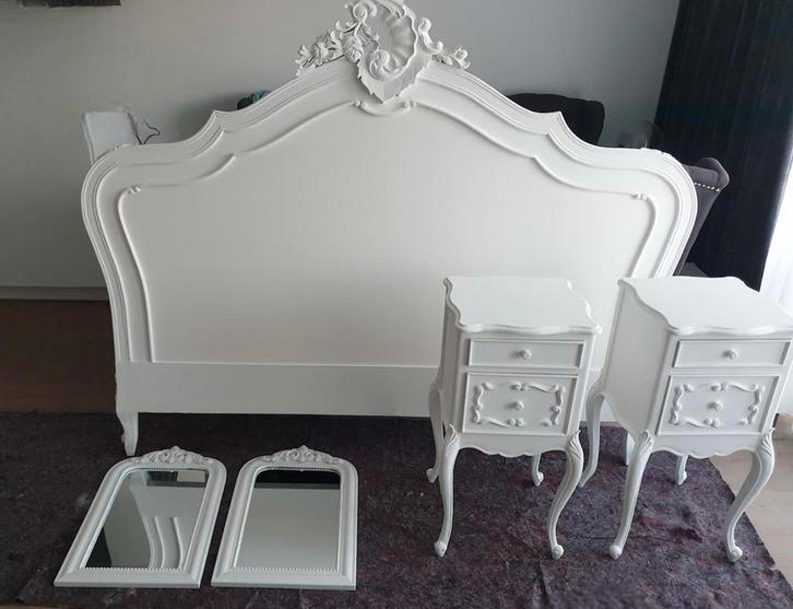 Brocante nachtkastjes plus achterbord spiegels en lampjes, Huis en Inrichting, Slaapkamer | Nachtkastjes, Gebruikt, 65 cm of meer