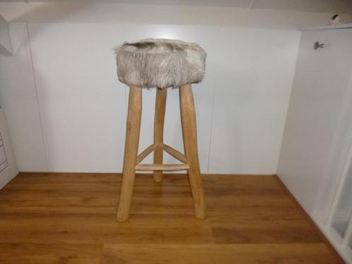 Barkruk hout, Huis en Inrichting, Barkrukken, Nieuw, 60 tot 90 cm, Hout, Leer, 1 kruk, Ophalen of Verzenden