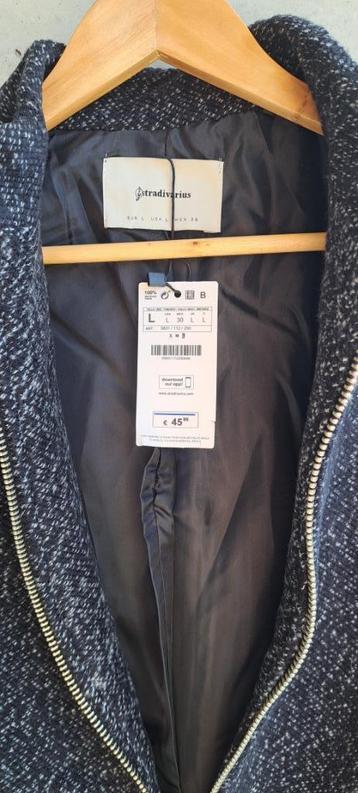 Nieuwe zwarte gemêleerde jas Stradivarius  – maat L beschikbaar voor biedingen