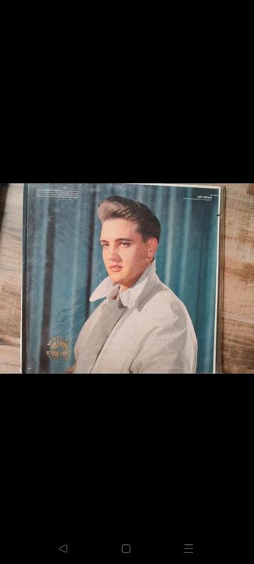 Elvis Presley  beschikbaar voor biedingen