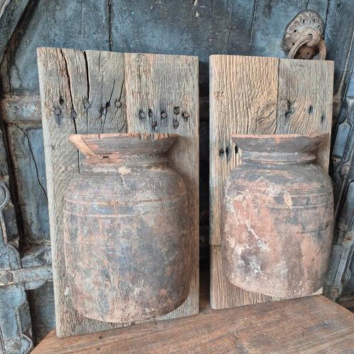 Wandpaneel met nepalpot, oud hout, nepalese kruik, houten po, Huis en Inrichting, Woonaccessoires | Wanddecoraties, Nieuw, Ophalen of Verzenden