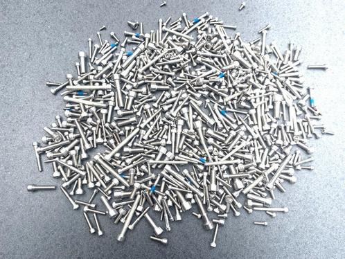 Rvs inbusbouten mix. Totaal 6 kilo., Doe-het-zelf en Verbouw, Draaibanken, Nieuw, Metaaldraaibank, Minder dan 500 mm, Ophalen of Verzenden
