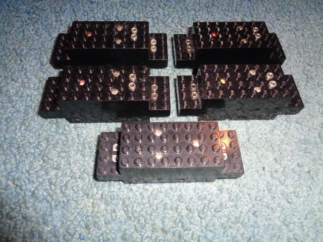 Partij O280 = 5 Lego Motoren (onderkant is gebroken), Kinderen en Baby's, Speelgoed | Duplo en Lego, Gebruikt, Lego, Losse stenen