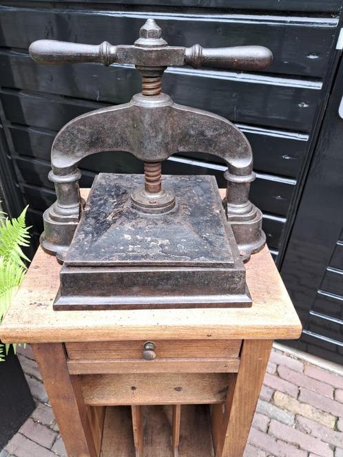Antieke boekenpers, Antiek en Kunst, Antiek | Gereedschap en Instrumenten, Ophalen