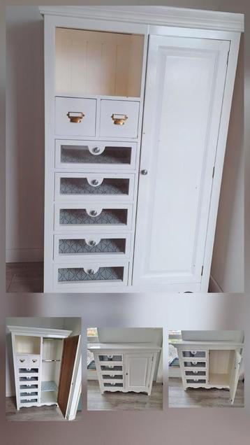 Massief houten babykast en commode beschikbaar voor biedingen