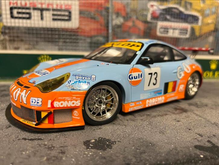 Gulf Porsche 911 GT3 RSR Lemans 2006, Hobby en Vrije tijd, Modelauto's | 1:18, Zo goed als nieuw, MiniChamps, Ophalen of Verzenden