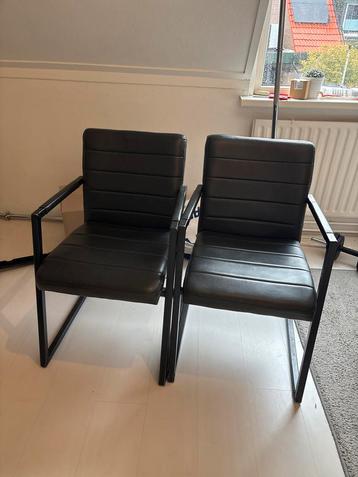 Set van 2 Zwarte Design Stoelen beschikbaar voor biedingen