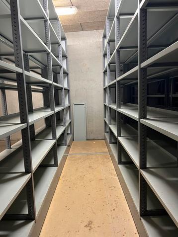 Legbordstelling stelling magazijnstelling stellingkast  beschikbaar voor biedingen