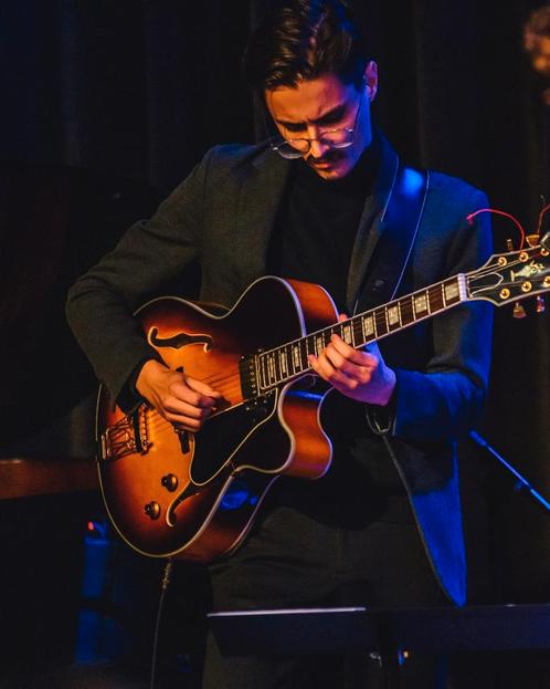 Guitar Lessons in Groningen – All Levels Welcome!, Diensten en Vakmensen, Muziekles en Zangles