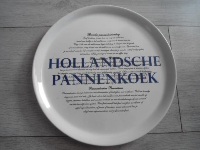 NIEUW! Gusta; Pannenkoekenbord 30cm, Keramiek, Nieuw, Ophalen of Verzenden, Bord(en)