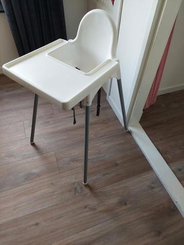Ikea kinderstoel beschikbaar voor biedingen