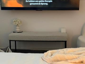 Bouclé teddy bankje/hocker creme beige beschikbaar voor biedingen