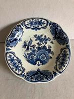 Vintage Delfts blauw bord, handgedecoreerd met vogel, Antiek en Kunst, Antiek | Keramiek en Aardewerk, Ophalen of Verzenden