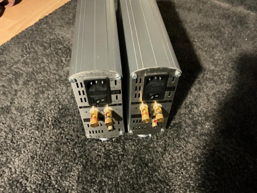 2 Velleman 8040 Amps, Ophalen of Verzenden, Zo goed als nieuw, 120 watt of meer, Overige merken