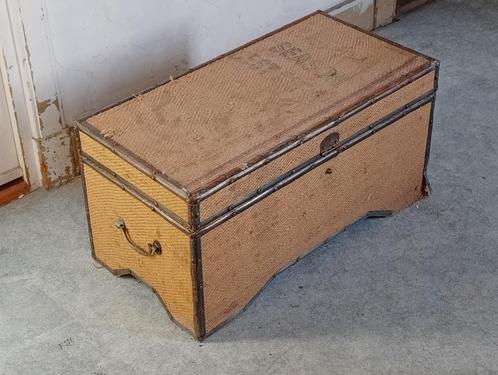 Vintage kist om op te knappen, Antiek en Kunst, Curiosa en Brocante, Ophalen
