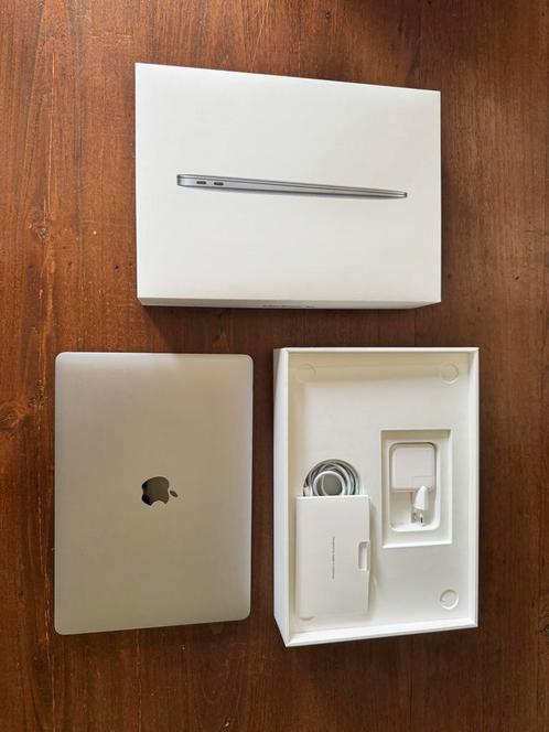 Macbook Air 2020 M1 13 inch batterij 99% (weinig gebruikt), Computers en Software, Apple Macbooks, Zo goed als nieuw, 13 inch