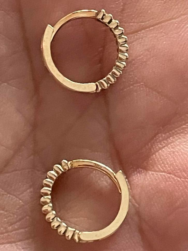 14 karaat (585) gouden oorbellen creolen oorringen, Sieraden, Tassen en Uiterlijk, Oorbellen, Zo goed als nieuw, Hangers, Goud