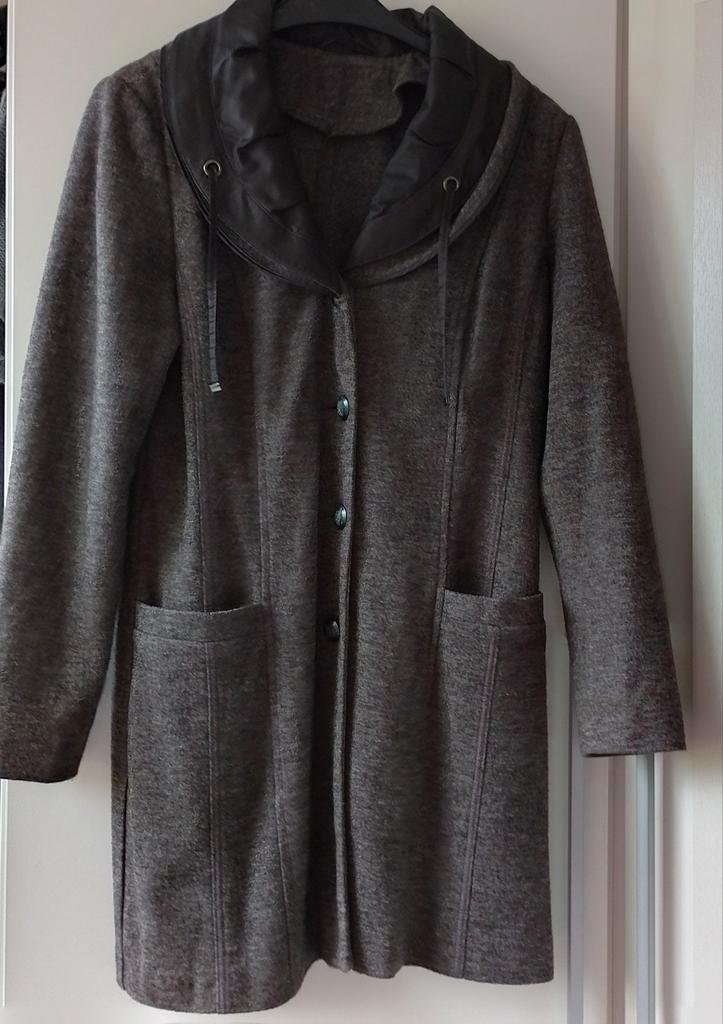 Vest bruin grijs wol aparte kraag M, Kleding | Dames, Truien en Vesten, Zo goed als nieuw, Bruin, Verzenden