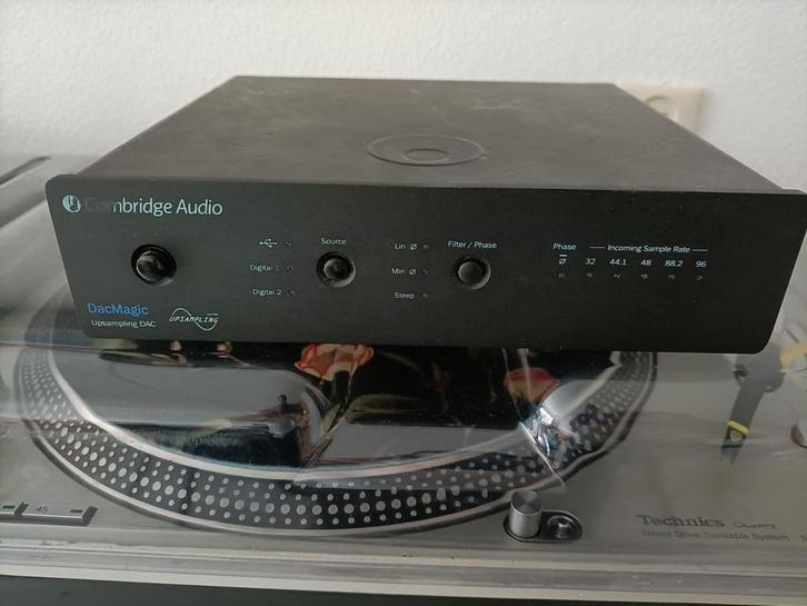 Cambridge audio dacmagic, Audio, Tv en Foto, Converters, Gebruikt, Ophalen of Verzenden