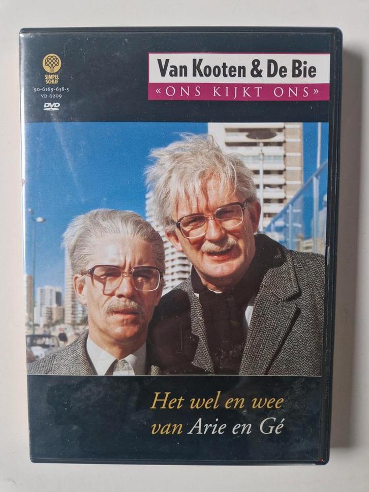 Van Kooten & De Bie - Ons Kijkt Ons DVD, Cd's en Dvd's, Dvd's | Cabaret en Sketches, Gebruikt, Tv-programma of Sketches, Alle leeftijden