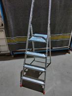 4 treeds huishoudtrap., Ophalen, Gebruikt, Minder dan 2 meter