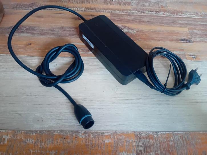 Acculader Simplo Trendpower, Fietsen en Brommers, Fietsaccessoires | Fietsaccu's, Zo goed als nieuw, Ophalen of Verzenden