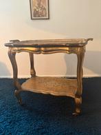 Antiek verrijdbaar theetafeltje, Ophalen