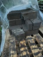 Kleine Restpartij zwarte gevelstenen, Doe-het-zelf en Verbouw, Metselstenen, Ophalen, Nieuw, Bakstenen