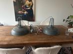 2 leuke industriele hanglampen, Huis en Inrichting, Lampen | Hanglampen, Ophalen of Verzenden, Gebruikt, Minder dan 50 cm