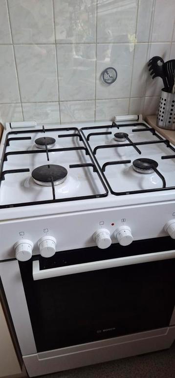 Bosch Gasfornuis met hetelucht oven beschikbaar voor biedingen